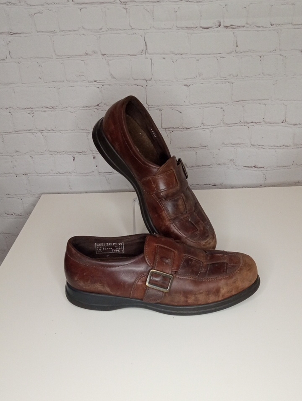 Red Wings Women's Brown Leather Buckle Shoes - Classic Casual Steel Toe Slip-On